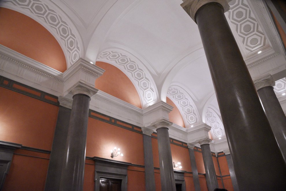 SALONE COLONNE SOFFITTO